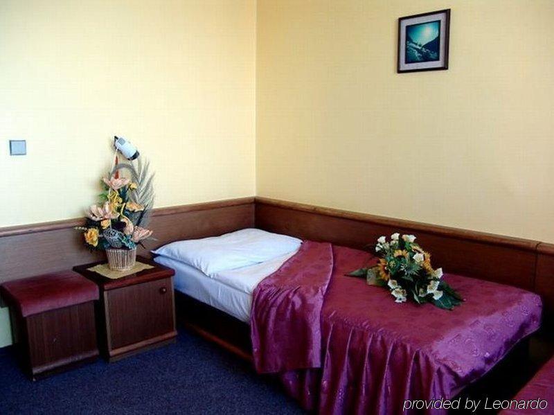 Hotel Satel Poprad Room photo